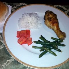 garlic herb chicken A picture of garlic herb chicken.