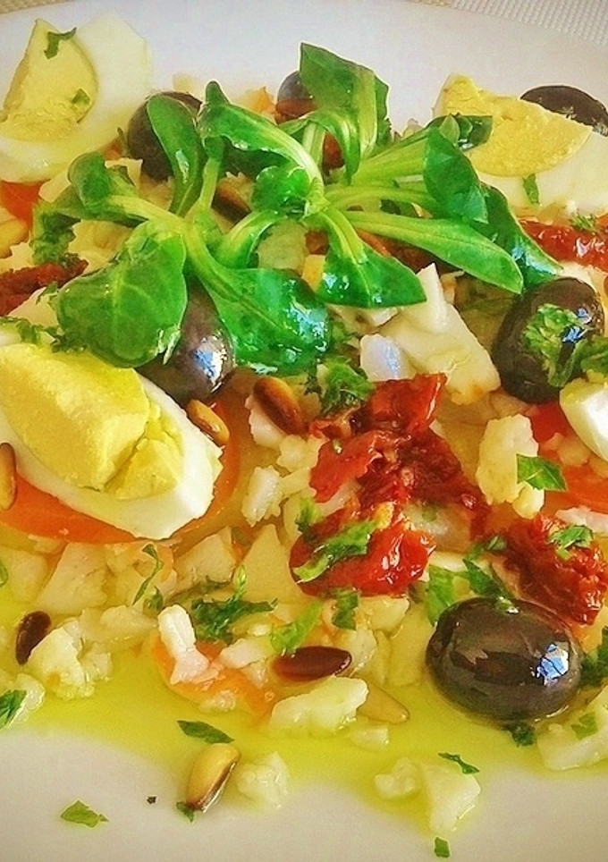 Una foto de Ensalada de patata y bacalao