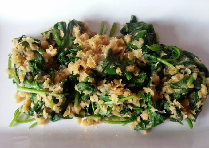 Steps to Make Perfect spinach and red lentils