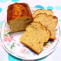 A picture of Moist Banana Cake (with 1 tablespoon of vegetable oil).