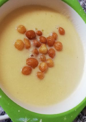 Zellerkrémleves recept fotója