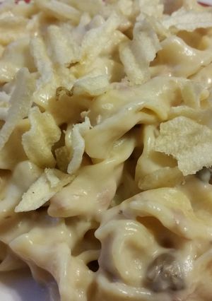 A picture of Creamy Tuna Noodle Casserole.