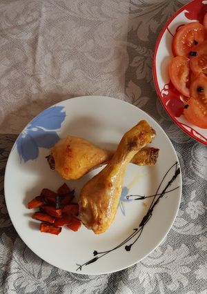 Una foto de Muslitos de pollo al horno