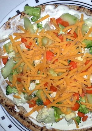 A picture of Vegetable Pizza.