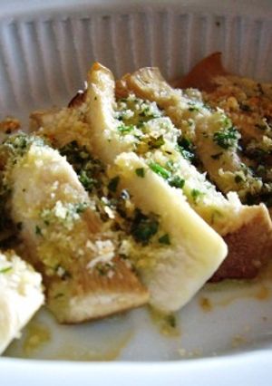 A picture of Baked King Oyster Mushrooms with Parsley, Cheese, and Panko.