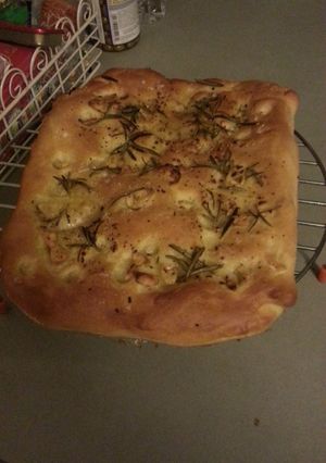 A picture of Garlic & Rosemary Foccacia.