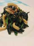 Spinach and Chikuwa with Oyster Sauce and Mayonnaise