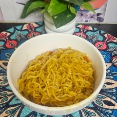 A picture of Desi style masala maggi.