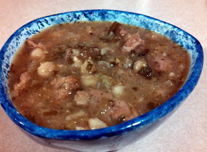 A picture of Tomatillo Chili with Pork and Hominy.