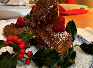 Una foto de Tronco de Navidad relleno de trufa