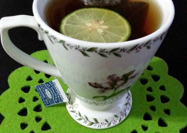 Steps to Make Quick Lime Tea