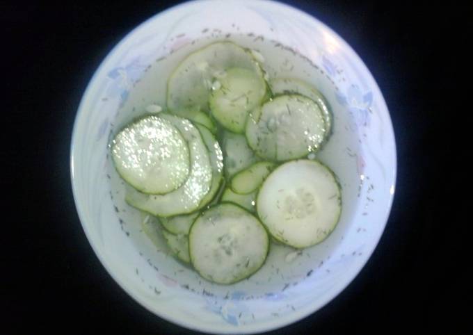 Steps to Make Perfect Hamburger Pickle Slices