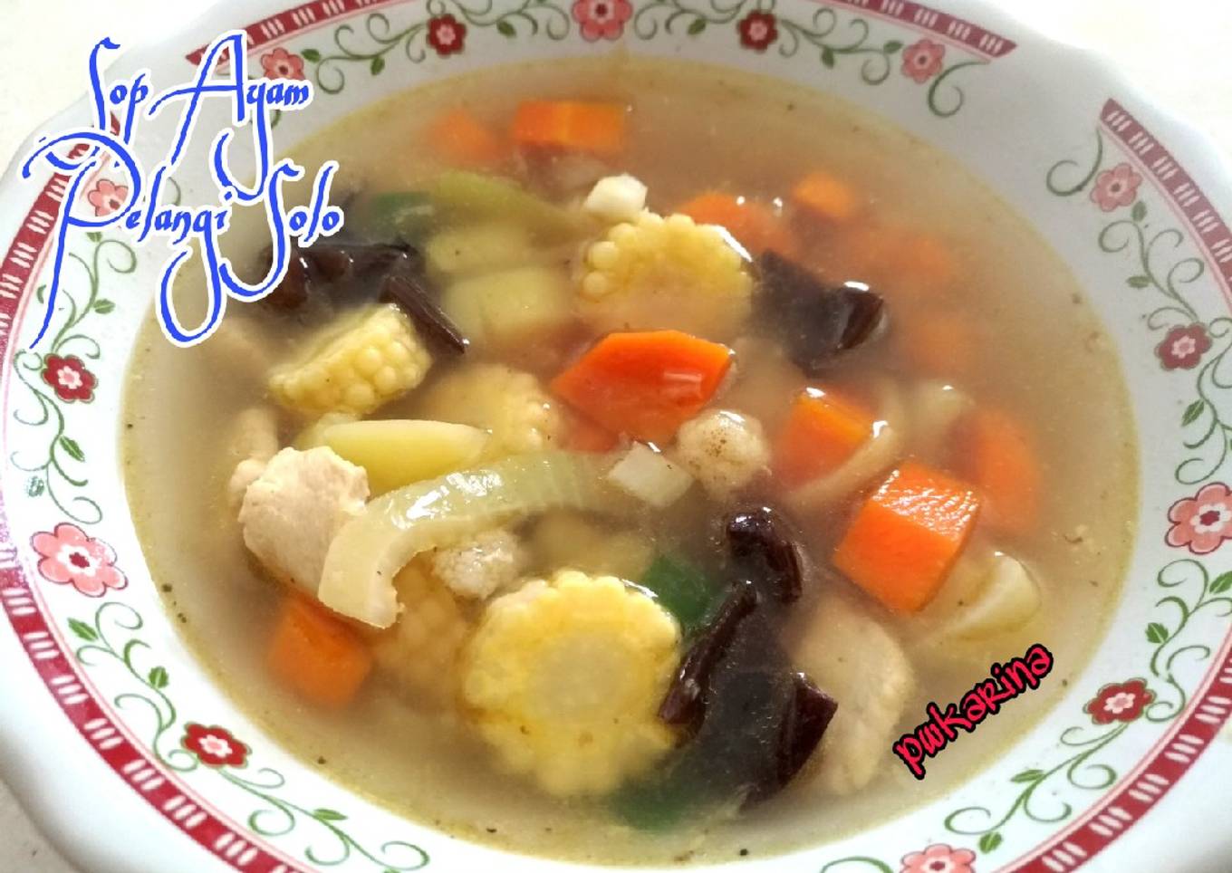 Sop Ayam Pelangi Solo