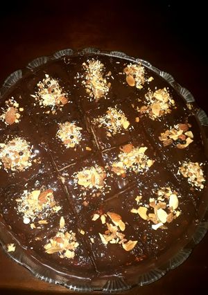 صورة لوصفة كيكة بارده بصوص شوكولاتة