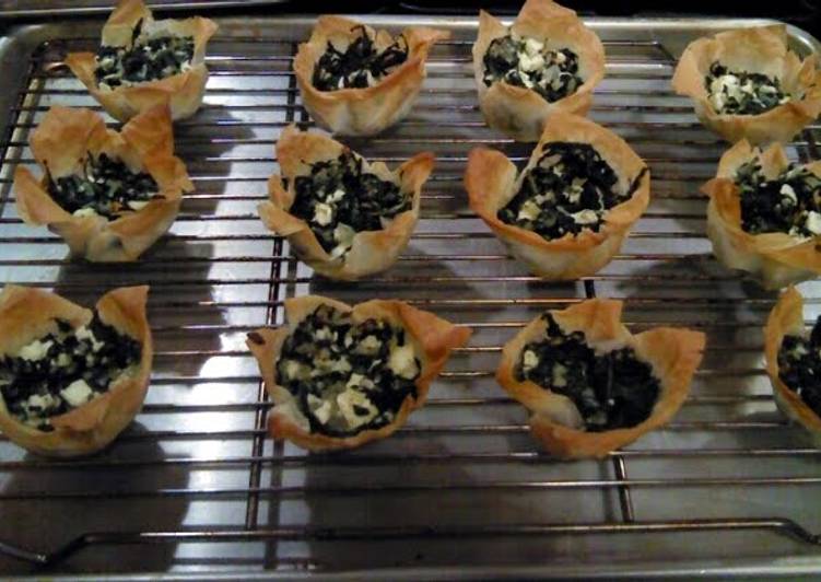 Recipe of Homemade Chicken Spinich Phyllo Cups