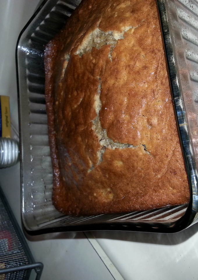 A picture of banana nut bread.
