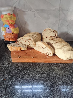 Una foto de Pan con chicharrones 🥖