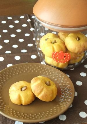A picture of Simple and Soft Kabocha Squash Halloween Cookies.