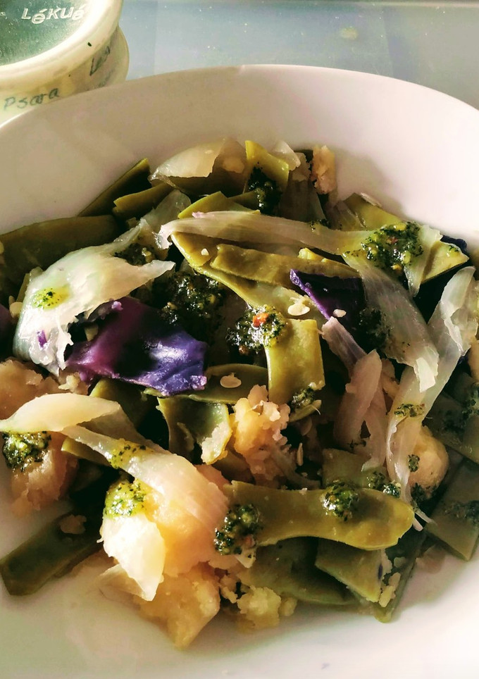 Una foto de Vegetales con toque de salsa de hierbabuena