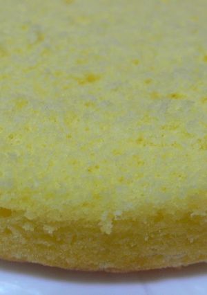 A picture of My Signature Sponge Cake.