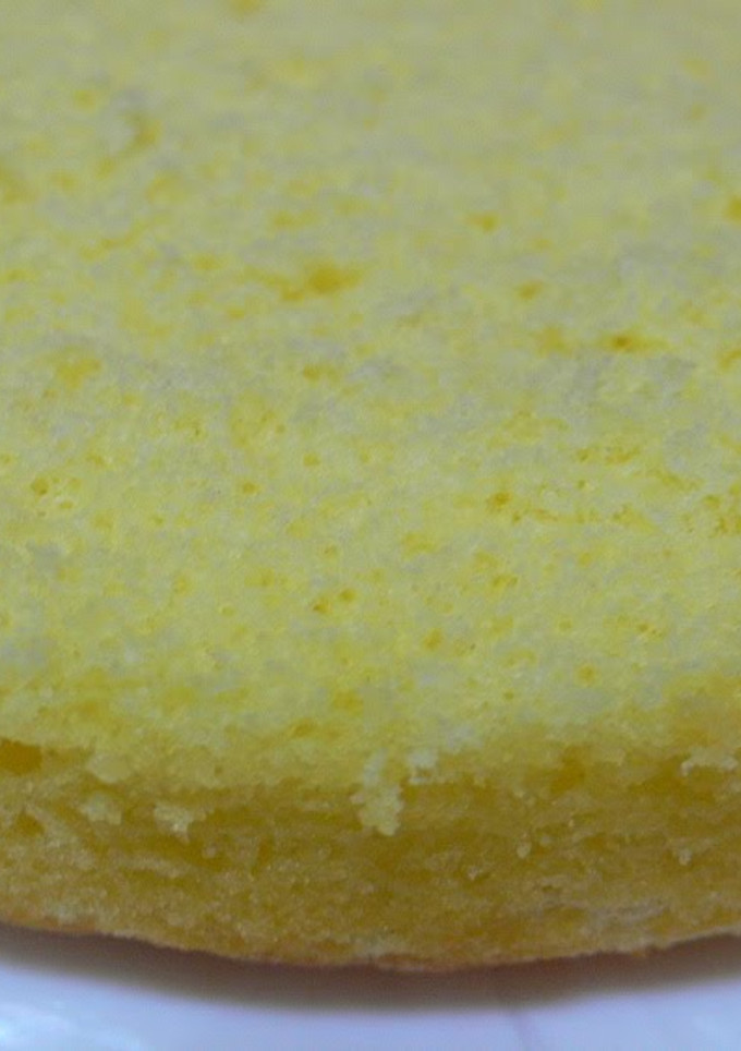 A picture of My Signature Sponge Cake.