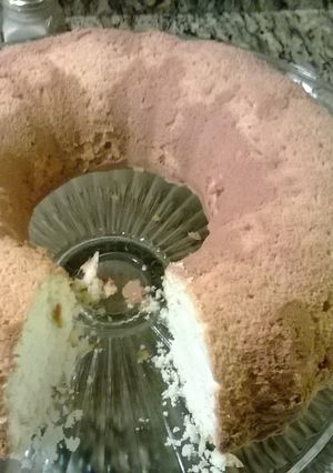 A picture of Betty's Pound Cake.