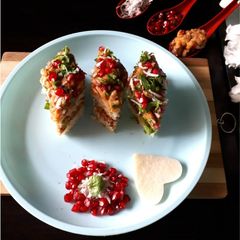 Dabeli dhokla bites A picture of Dabeli dhokla bites.
