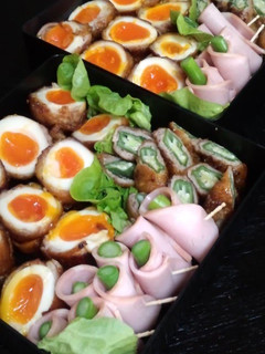 A picture of Creamy Meat-Wrapped Soft-Boiled Eggs.