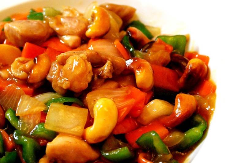 Simple Way to Make Perfect Stir Fried Chicken with Cashew Nuts