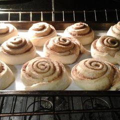 A picture of Apple Cinnamon Buns.
