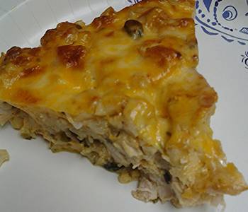 Easy Recipe Cheesy cauliflower and chicken casserole Practical Delicious