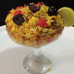A picture of Sweet corn butter bhel.