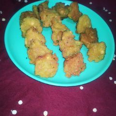 A picture of Urad dal pakoda.
