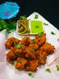 Aloo Pyaz Pakora (Potato Onion Fritters)