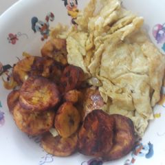 A picture of Fried plantain and egg.
