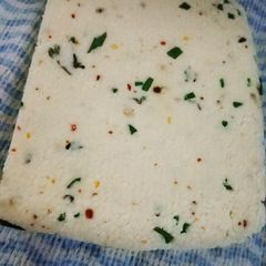 A picture of Herbed cottage cheese.