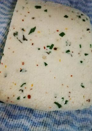 A picture of Herbed cottage cheese.