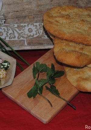 A picture of Naan Barbari.