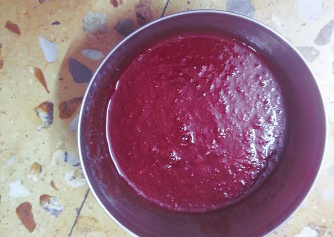 Healthy Beetroot and gajar soup for baby