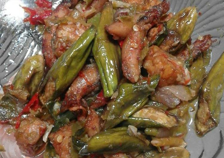 Cumi asin sambel ijo