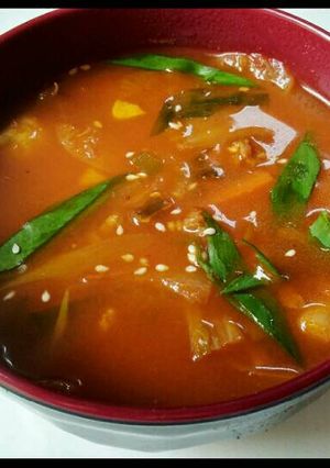 Foto resep Kimchi jjigae (sup kimchi) simple