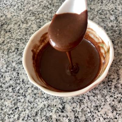 Salsa de chocolate fácil y saludable Receta de Kikue Shima- Cookpad