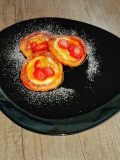 Szirnyiki 🇷🇺 Orosz túrópalacsinta recept fotója