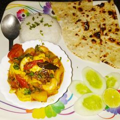 Mili Juli Subzi (Mixed vegetables) with butter naan A picture of Mili Juli Subzi (Mixed vegetables) with butter naan.