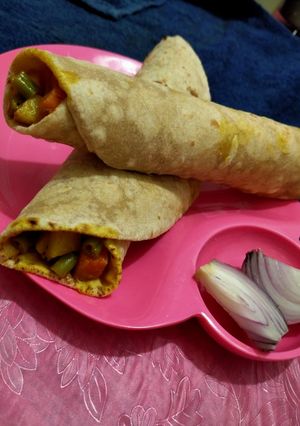 ভেজ রোল(veg roll recipe in Bengali) রেসিপির প্রধান ছবি
