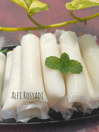 Bagaimana Membuat Es Lilin Sirsat yang Enak Banget