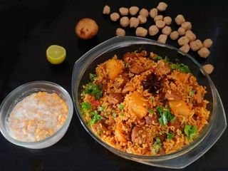Soya chunks, potato biryani