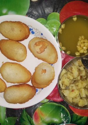 A picture of Suji golgappe.
