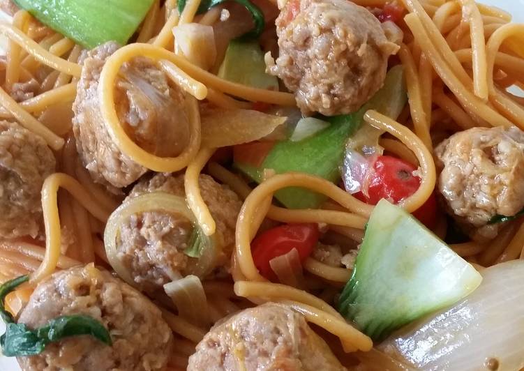 Steps to Make Homemade Spaghetti lo mein