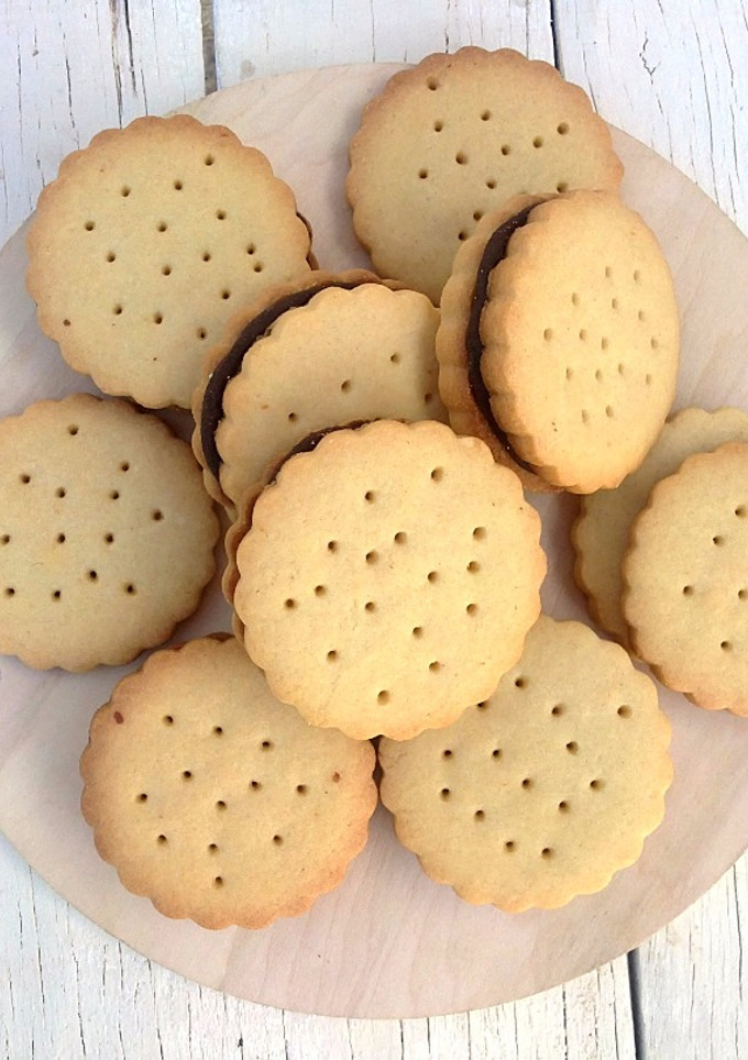 Una foto de Galletas rellenas de chocolate